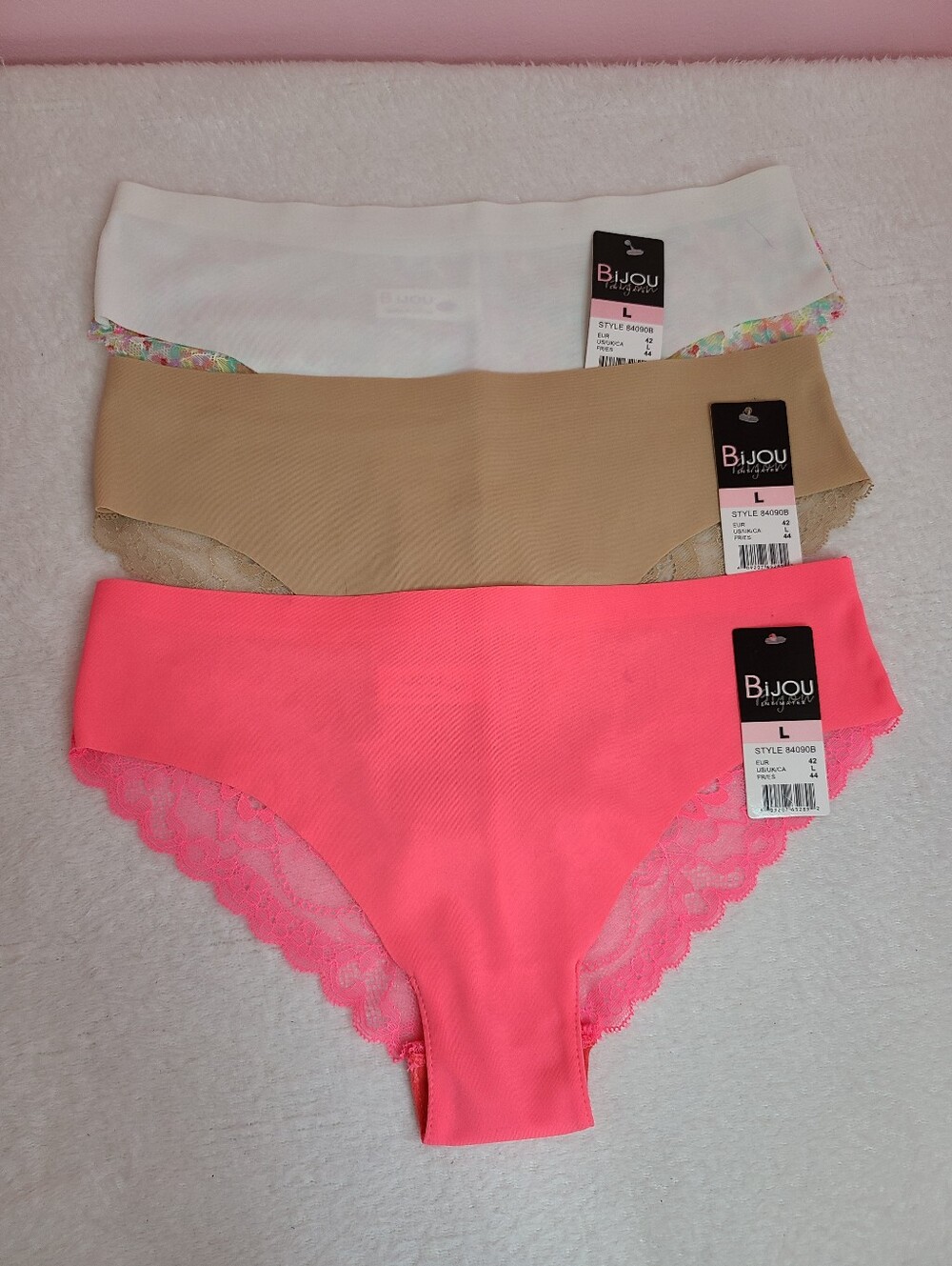 Bijou 3pk Smooth Seamless No-show Nylon Lace Back Cheeky Panties Size Lg